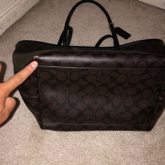 Classic Coach Tote - Picture 6 of 7